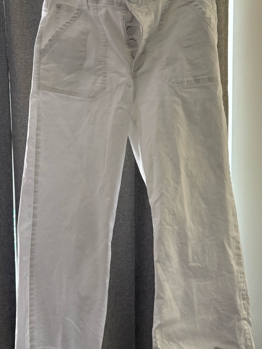 Democracy White Cropped Ankle Jeans